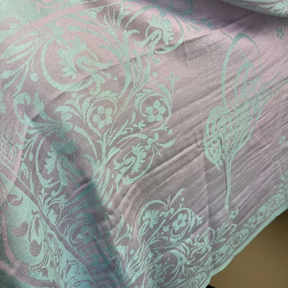 Elegant NWOT Pashmina Scarf